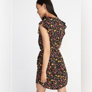 NWT Old Navy Women’s Black Floral Print Tie-Belt Dress Size Large Tall